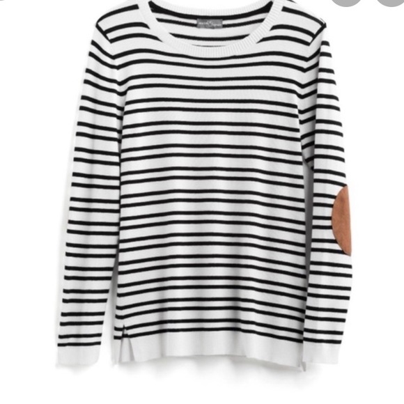 Market & Spruce Sweaters - Patch pullover